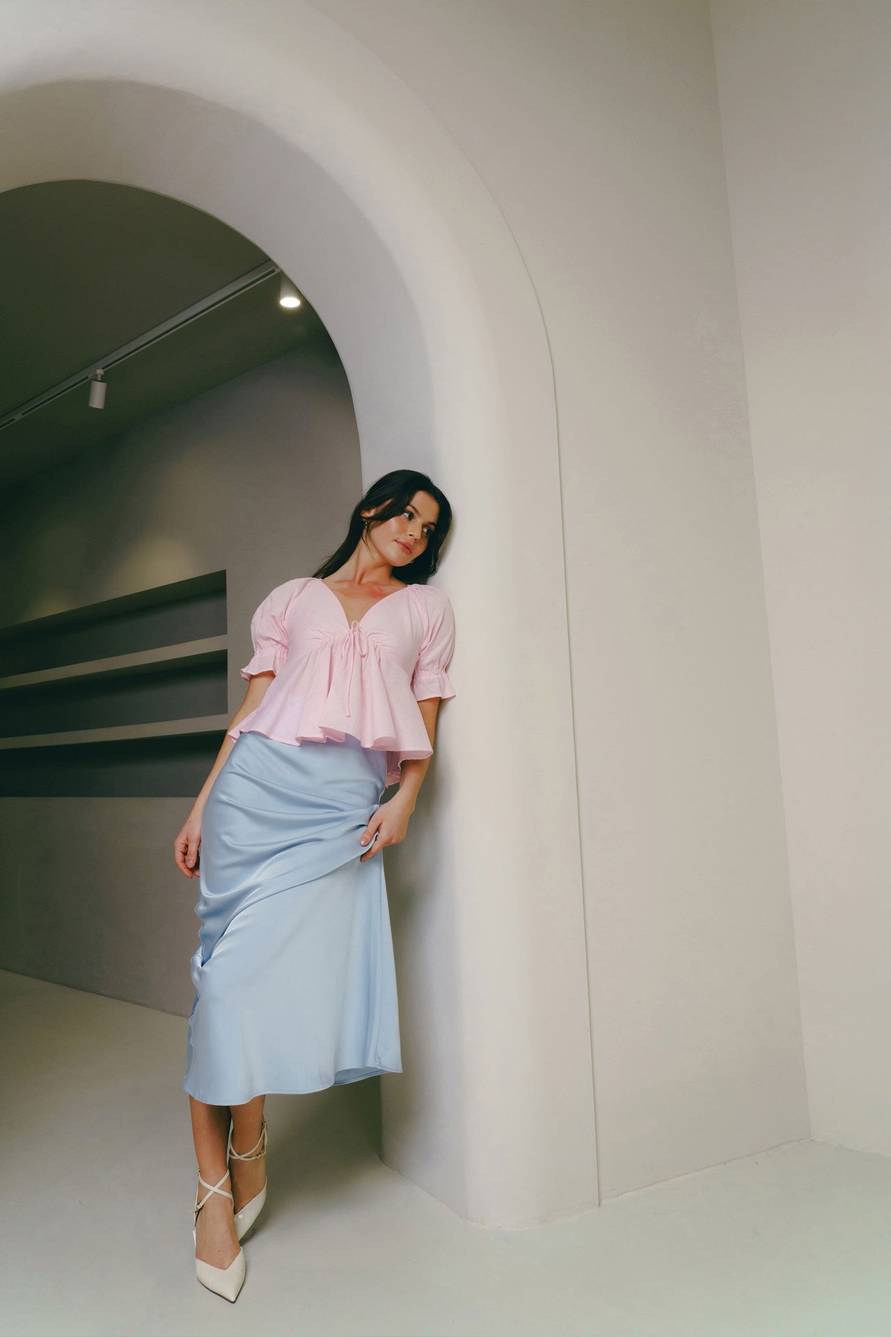 Fotostudio mit Fotografin Mieten im Studio.fiveOh. Mietstudio in Köln für Fotoproduktion und Videoproduktion